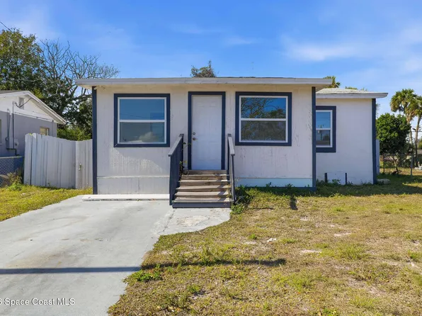 1610 Craig Ave, Titusville, FL 32780