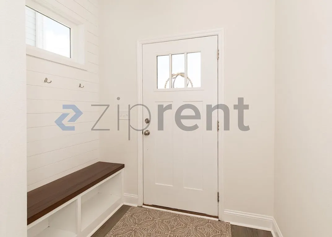 3 bed, 2.5 bath, 1804 sqft, $2,850 — Photo 4