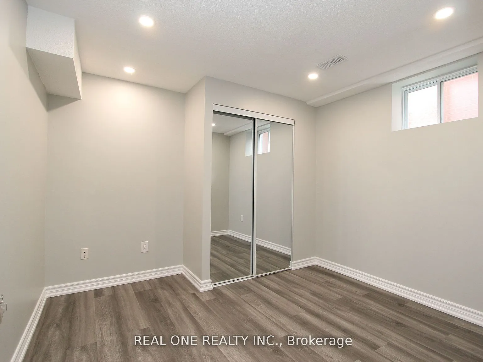 2 bed, $1,700 — Photo 3