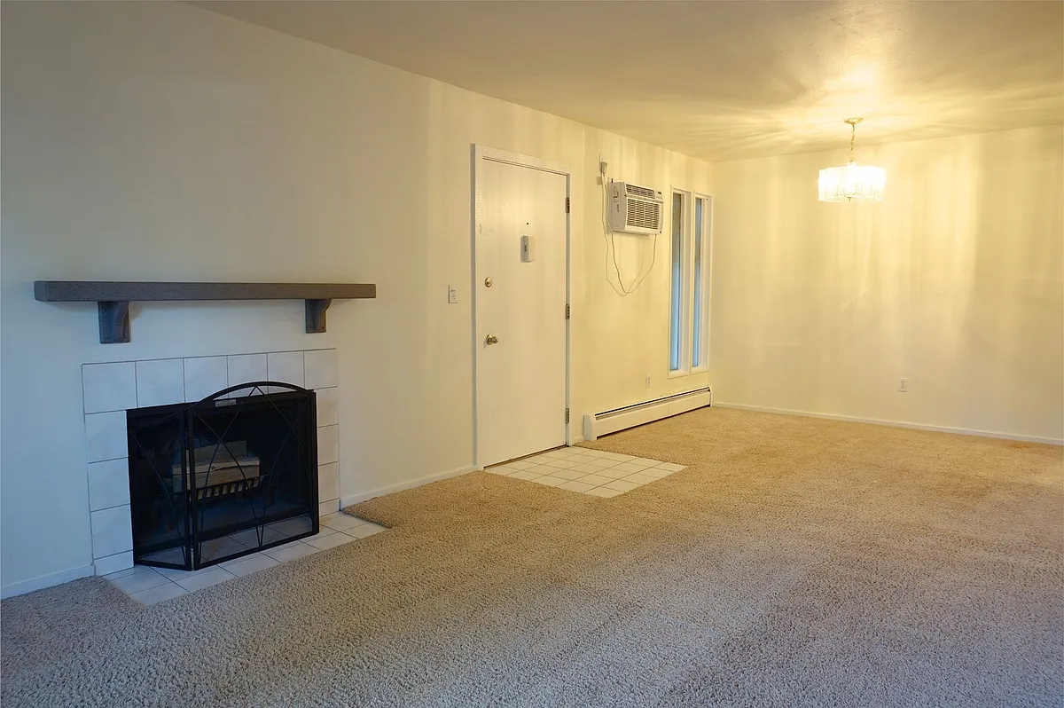 Building Photo - 8050 Niwot Rd #41
