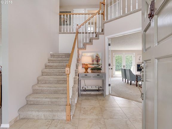 5th image of 15507 SE Meadow Park Dr