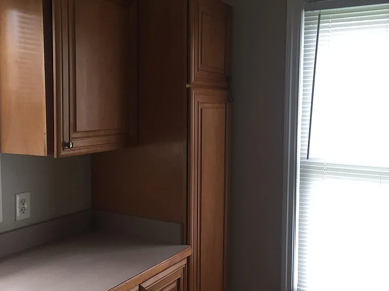 21670 Tulane Ave — Photo 5