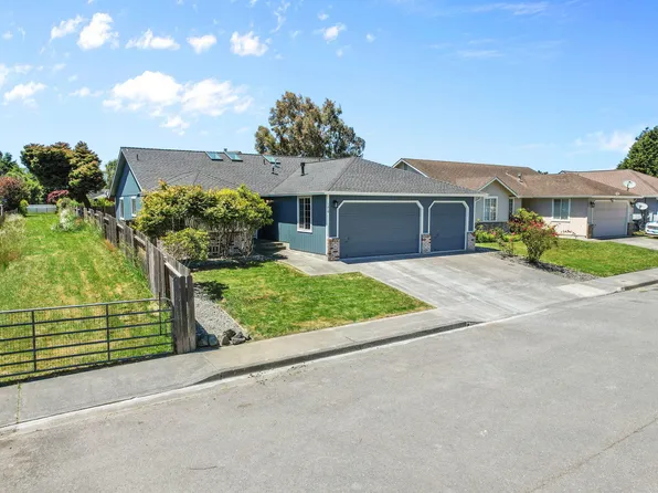 1810 Lime Ave, McKinleyville, CA 95519