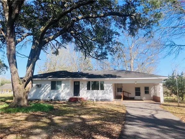 459 John Dauzat Rd, Marksville, LA 71351