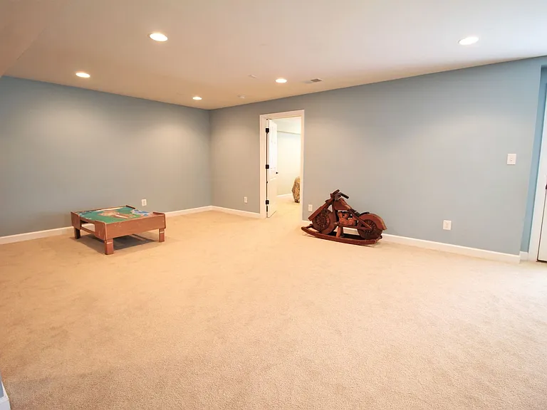 2531 Transom Pl — Photo 32