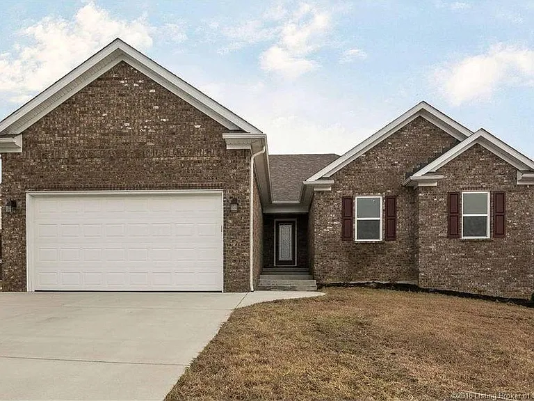 454 Pine Drive Cir — Photo 1