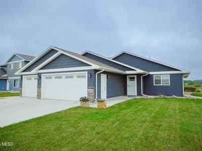 1740 36th St SW, Watertown, SD, 57201