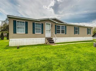 400 Oneida River Rd, Pennellville, NY 13132