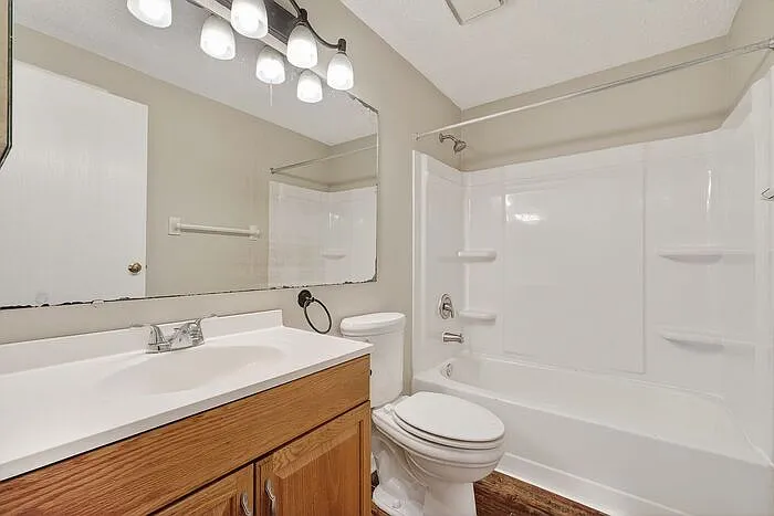8134 Old Prairie Ct — Photo 21