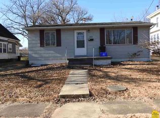 203 Phelps St, Windsor, MO 65360