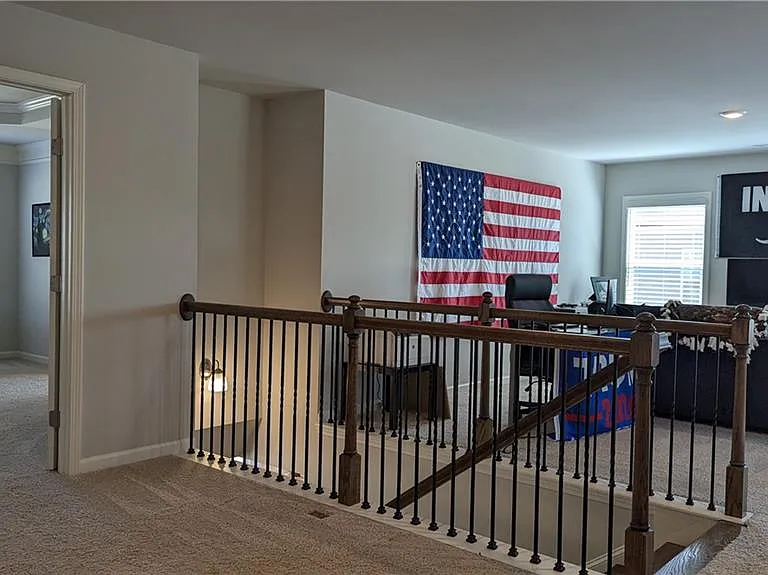6870 Rambling — Photo 10