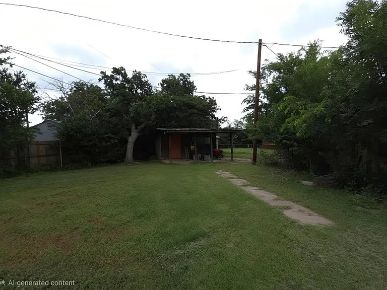 926 Pecan St — Photo 26