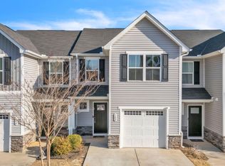 102 Englefield Dr, Fountain Inn, SC 29644