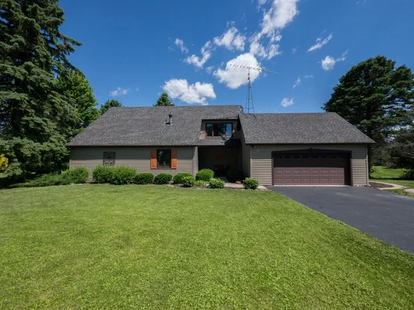 W4748 Overlook DRIVE, Elkhorn, WI 53121