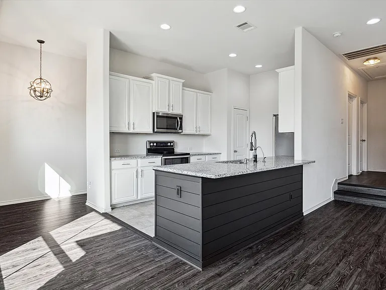2105 Town Centre Dr #59 — Photo 8