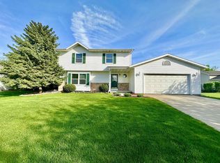 672 Sumac St, Oregon, WI 53575