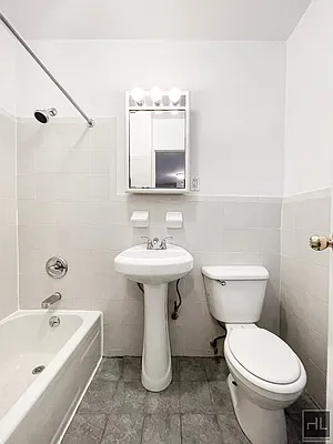 Rented by Highline Residential | media 14