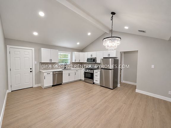 2nd image of 8714 Twisting Vine Ln