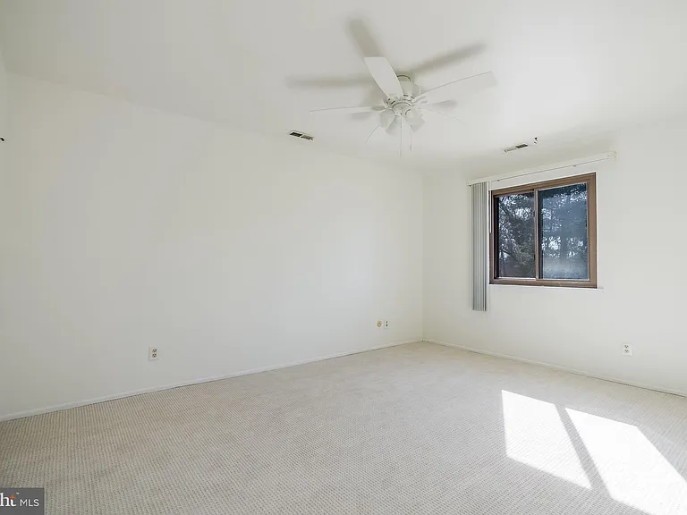1810 Woodhollow Dr — Photo 6