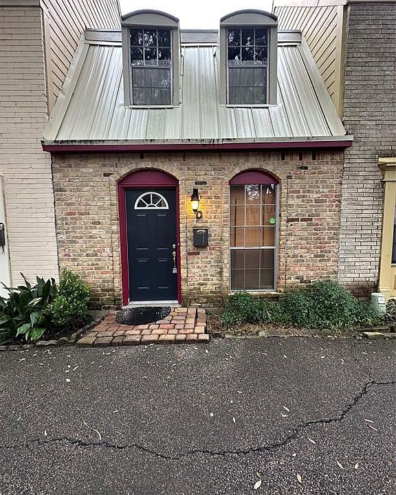 1st image of 5217 Arboles Dr APT D