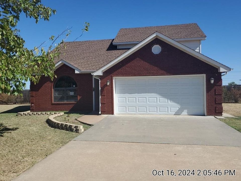 1st image of 4 NW Havenshire Cir