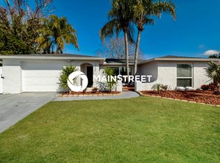 7025 Rockwood Dr, Port Richey, FL 34668