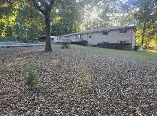 1527 Old Conyers Rd, Stockbridge, GA 30281