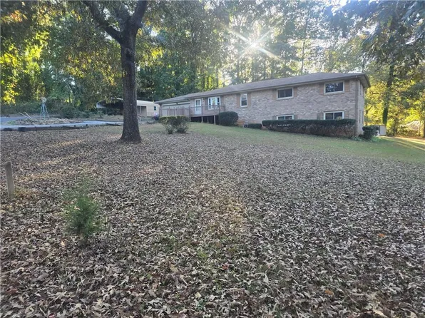 1527 Old Conyers Rd, Stockbridge, GA 30281