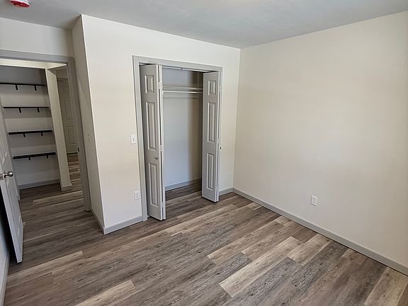 4th image of 716 Woodland Dr