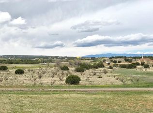 555 Thompson Rd, Edgewood, NM 87015