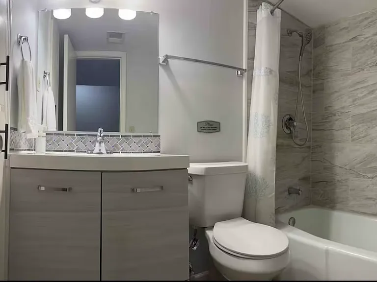 1728 Forest Ave #C — Photo 18