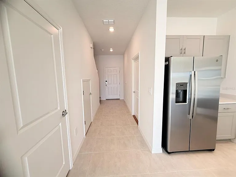 2212 Portrait St — Photo 26