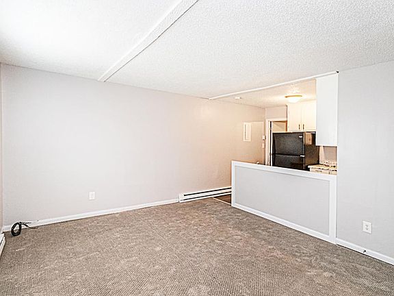2nd image of 1821 Boone St