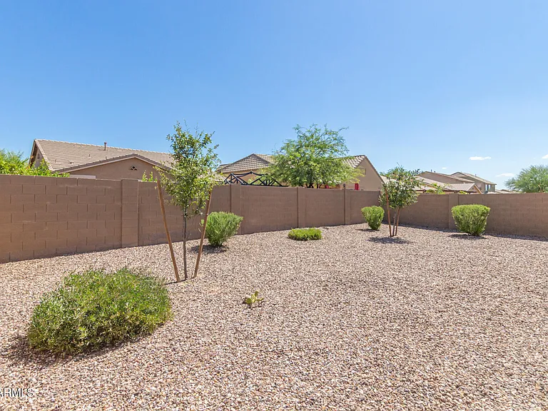2415 E San Miguel Dr — Photo 27