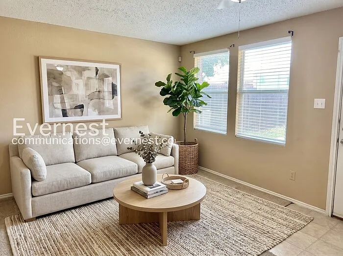 3422 Lipizzan Dr — Photo 7