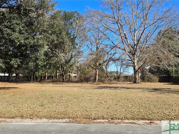 87 Lansing Drive, Ellabell, GA 31308