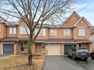 1287 Klondike Rd, Ottawa, ON K2W1E2