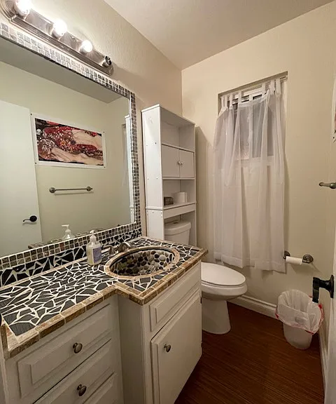 315 Osborne St #9 — Photo 18