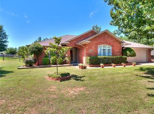 1208 Bassie Rd, Edmond, OK 73025