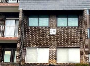 3198 Old Post Dr APT 12, Pikesville, MD 21208