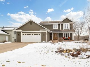 9529 Parkside Trl, Champlin, MN 55316
