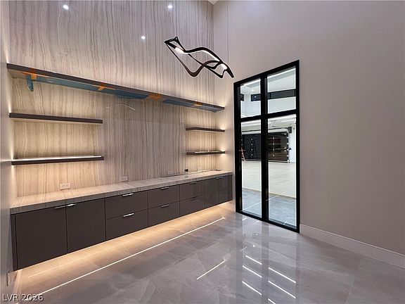 5th image of 491 Cityview Ridge Dr