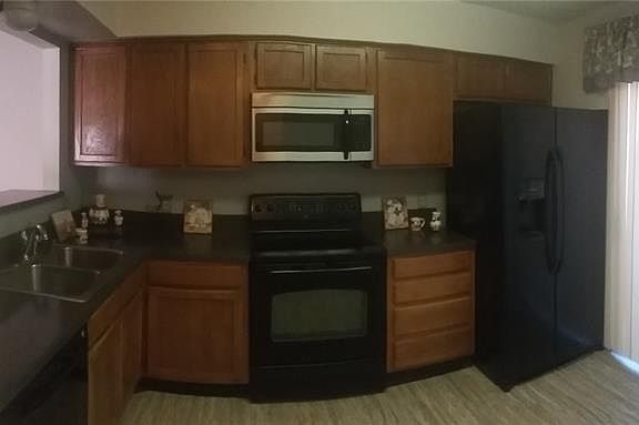 5th image of 202 Lone Pine Ct