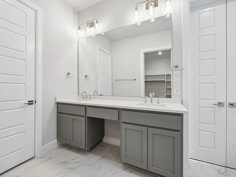 826 Marathon Ct — Photo 9