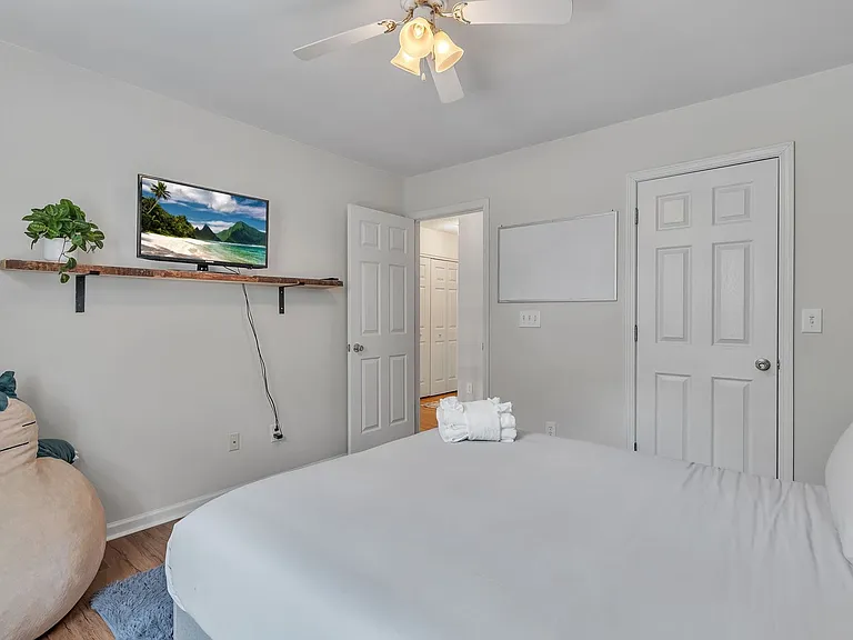 5906 Prescott Ct — Photo 17