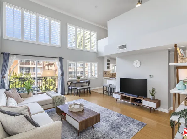 1154 S Barrington Ave APT 306, Los Angeles, CA 90049