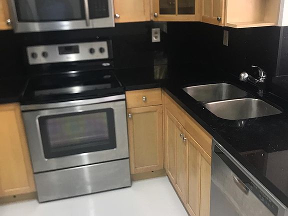 5th image of 301 W Park Dr APT 201
