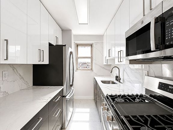 3rd image of 460 Neptune Ave APT 13G