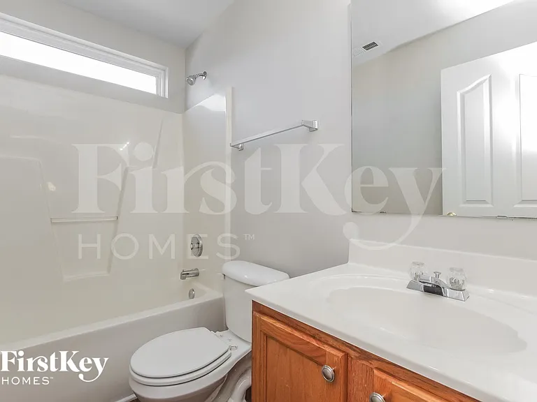 15236 Dehavilland Dr — Photo 14