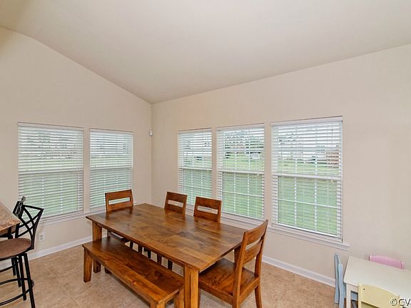 5th image of 3820 Spring Lake Place Gln